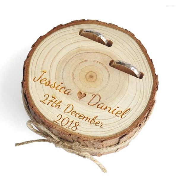 Decorazione per feste Personalizzate Feeding Box Engagement Rustic Porta di gioielli in legno proposta Portatore Inciso sposo Nomi da sposi Data