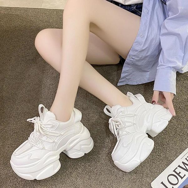 Повседневная обувь, осенние дышащие женские кожаные кроссовки на толстой подошве, кроссовки Ulzzang Sports Dad на высокой платформе 7,5 см