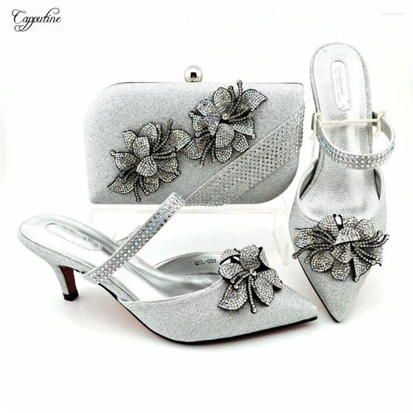 Kleidschuhe Silber afrikanisch und Taschenset passend zu italienischen Design-Pumps für Damen mit Handtasche Handtasche Damensandalen Clutch QSL037 7,5 cm