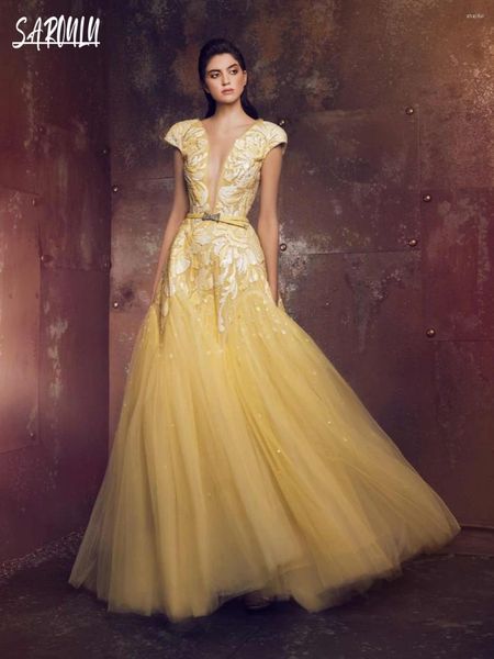 Partykleider Vintage tiefer V-Ausschnitt Abendkleid Applikationen A-Linie Braut Robe klassische bodenlange Braut Vestidos de Novia