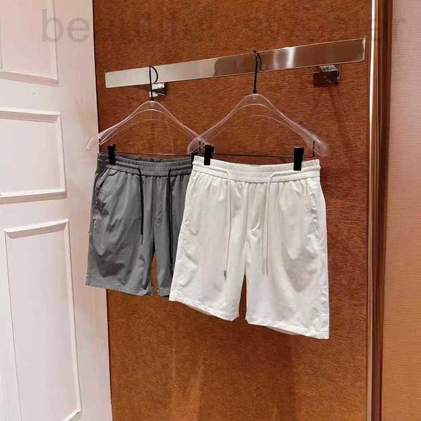 Shorts masculinos designer 2023ss Wang Jia'er novo estilo clássico de verão P família homens leves shorts casuais com calças de cinco peças 1MNM