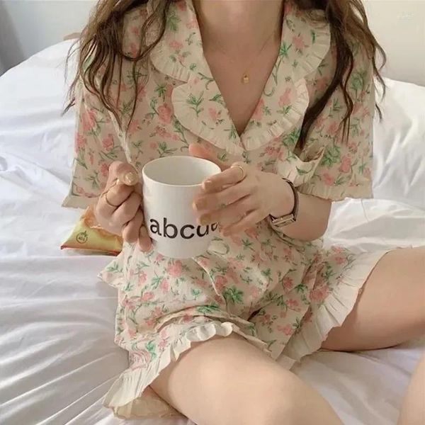 Kadın pijama pijama setleri açılır yakalı kısa kollu kadınlar yaz çiçek baskılı ince kawaii modaya uygun tatlı kadın 2pcs pijamalar zarif