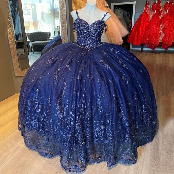 Блестящие темно-синие платья Quinceanera с открытыми плечами и аппликациями Кружева с кристаллами Sweet 15 16 Платье для выпускного вечера Vestidos De Anos