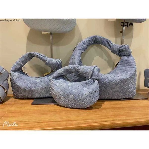 BottegVenetas Teen Jodie Borsa sotto ascella annodata 7A Tessuto in vera pelle Designer Grande cuscino in pelle Cowboy Blu Mano che trasporta Underar