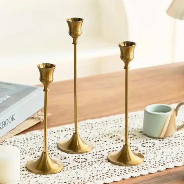 Portacandele 3 pezzi/set candeliere leggero romantico europeo di lusso in ottone dorato supporto decorativo per tavolo da matrimonio