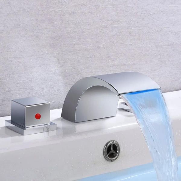 Rubinetti per lavandino del bagno Rubinetto a cascata a LED cromato e miscelatori per acqua fredda Lavabo per vasca a 3 fori con doppia maniglia