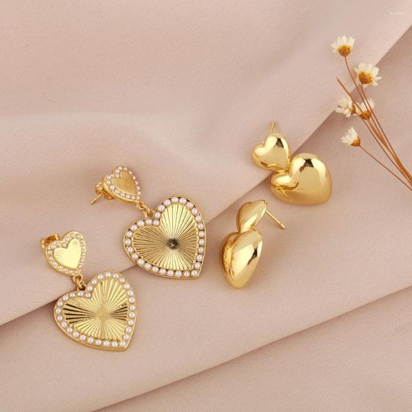 Orecchini a cerchio squisito cuore di perla bianca per le donne polacco placcato oro doppio sente gioielli delicati regali per feste Ersv74