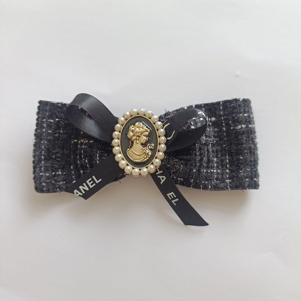 Decorazioni per animali domestici in stile classico e quatily, clip per gioielli, fermagli per cani maltesi Bichon Yorkshire, eleganti accessori per capelli