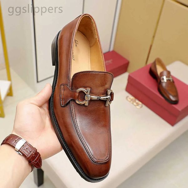 Designer ternos de negócios de verão Feragamo novo mocassim britânico vestido de alta qualidade sapatos formais de couro sapatos masculinos sapatos de couro Lefu D808 Primavera e WYI2 Gathering Wedding