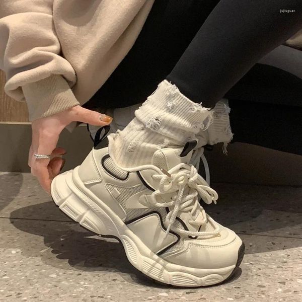 Scarpe casual Retro con la suola spessa Papà da donna 2024 Modelli autunnali e invernali Esplosioni bianche Sport leggeri