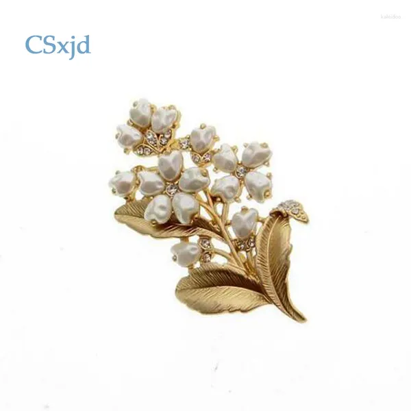 Spille CSxjd Spilla da donna con perni vintage Perle naturali irregolari Elegante giglio Accessori da sposa Ornamenti alla moda