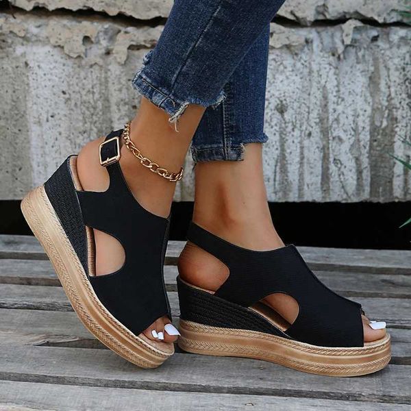 Sandalen Sommer Plus Size Wedge High Heels Damen 2024 Peep Toe Plat aus Schnallenriemen Rutschfester Strand H240328FXUX