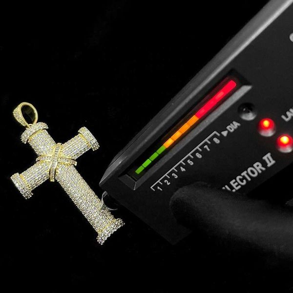 Christian hip hop jóias passar diamante tester bling gelado para fora d cor baguette vvs moissanite grande cruz pingente para corrente masculina