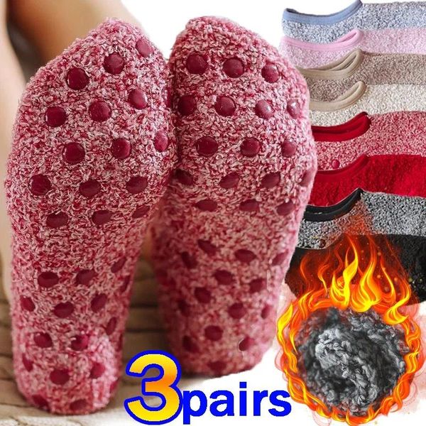 Kadınlar SOCKS Yumuşak Mercan Polar Kış Sıcak Kalınlaştırılmış Peluş Sox Ev Zemin Uyku Terlik Silikon Anti-Slip Boat Hipster