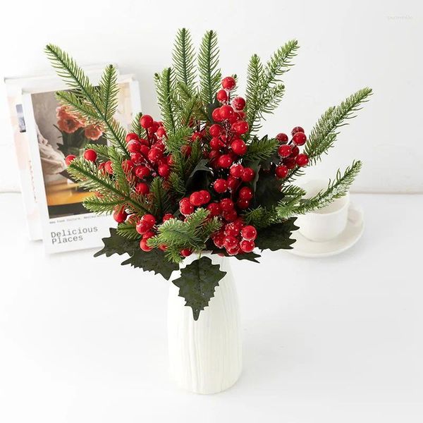 Fiori decorativi 1 mazzo di pino artificiale albero di pino rami rami di frutta rossa bacche di schiuma di frutta fiore per ghirlanda per feste di nozze fai -da -te ghirlanda