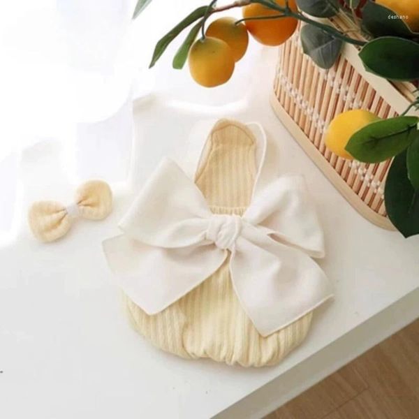 Vestuário para cães Light Luxury Fluffy Stripe Big Bow Dress Two Foot Strap Cat Roupas para animais de estimação