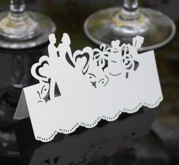 Segnaposto tagliati al laser Carta di nome di carta cava con gli amanti per le carte di posti a sedere per matrimoni Decorazioni per la tavola di nozze PC20055525367