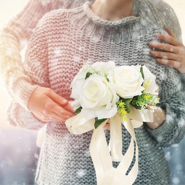 Dekorativer Blumen-Kristallstrauß, Hochzeit, Braut, mit Blumen, Geschenk, Tag, Hand, Brautjungfer, Outdoor, Seide