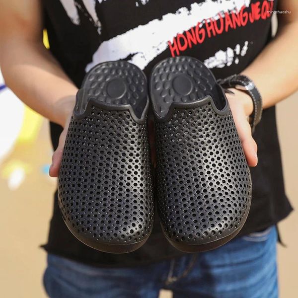 Scarpe casual Sandali da uomo Comode calzature estive 2024 Scava fuori Pantofole da spiaggia traspiranti Infradito Massaggio EVA