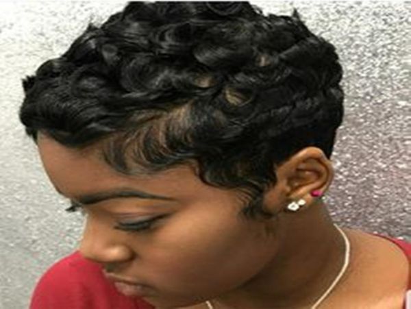 Parrucche anteriori in pizzo brasiliano per donne nere Capelli umani Afro Piccola parrucca riccia corta senza colla Parrucca arricciata con onda fatta a macchina2459210