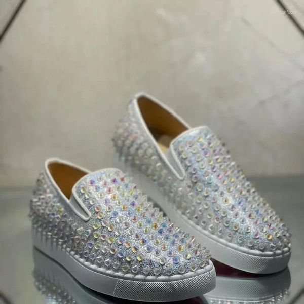 Casual Schuhe Luxus Low Top Männer Trainer Spikes Weiß Glitter Echtes Leder Nieten Flache Turnschuhe Fahren Slip On Schuhe