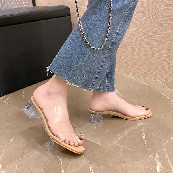Terlik Yaz Şeffaf Seksi Seque Square Head Açık Toe Outwear Kadınlar Büyük Konforlu Yüksek Topuk Sandalet ve Tek Ayakkabı