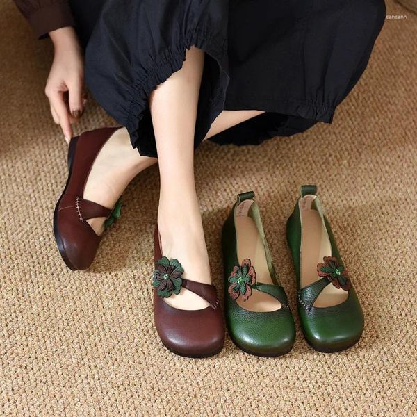 Scarpe Casual Mocassini Scarpe basse da donna in morbida pelle Fiore verde da donna fatte a mano da ragazza con tacco basso genuino primavera2024