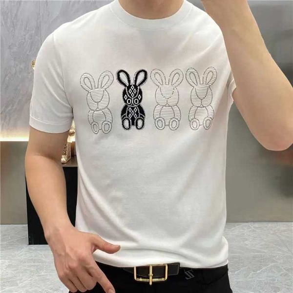 Erkek Tişörtleri Yaz Top Sokak Giyim Sosyal Kulüp Kıyafetleri Ultra İnce T-Shirt Erkek Tavşan Desen Yuvarlak Boyun T-Shirt Homme Camiseta Masculina J240322