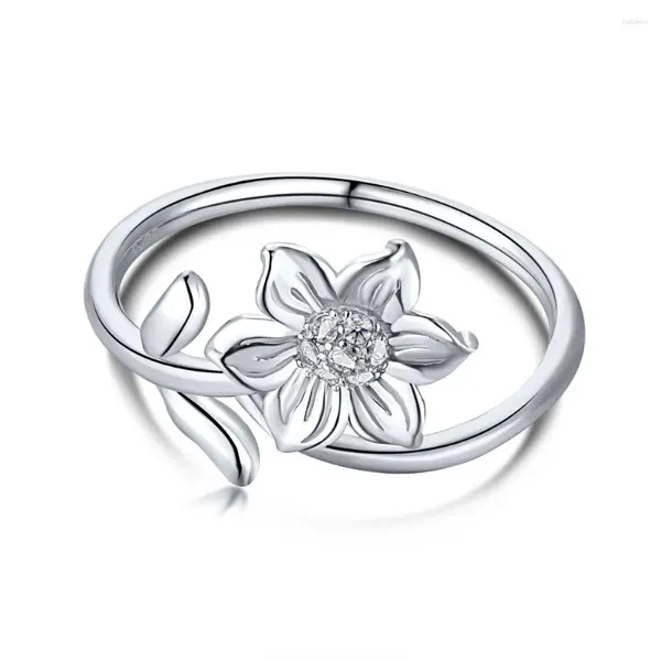 Anéis de cluster STL Pure Silver Floral Anel Feminino Estilo Floresta Pequeno e Fresco Simples Ligeiramente Incrustado com Dedo de Diamante