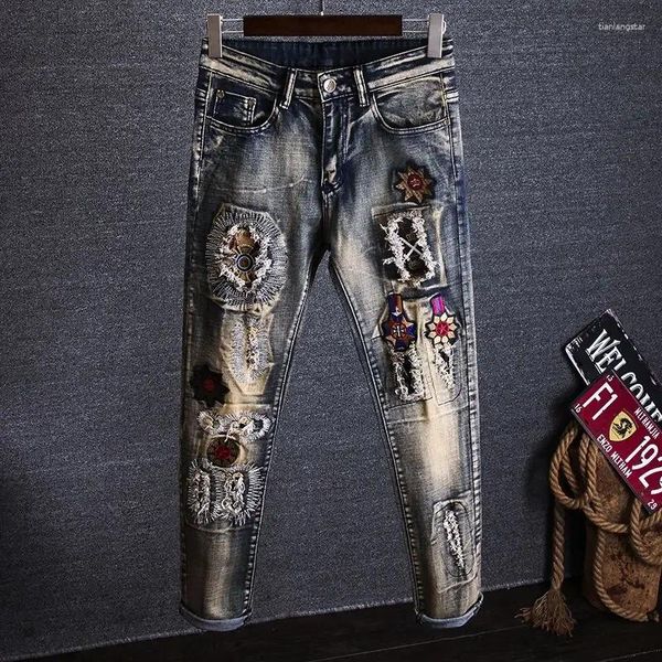 Jeans masculinos homem cowboy calças rasgadas calças gráficas quebradas bordado retro rasgado estiramento elástico com buracos primavera outono