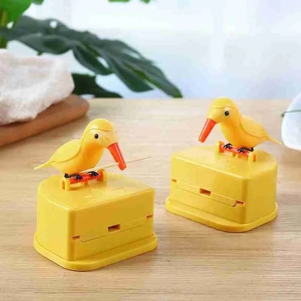 NUOVO 2024 Nuovo cartone animato Creative Stuffick Cartoon Small Bird Stuffick Contenitore Pressa Stuffi Stuffi Scacco di stoccaggio Cucina automatica per