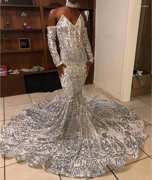 Partykleider Afrikanisches schwarzes Mädchen Langes Abendkleid Atemberaubende silberne Pailletten mit V-Ausschnitt Ärmel Meerjungfrau Support Custom