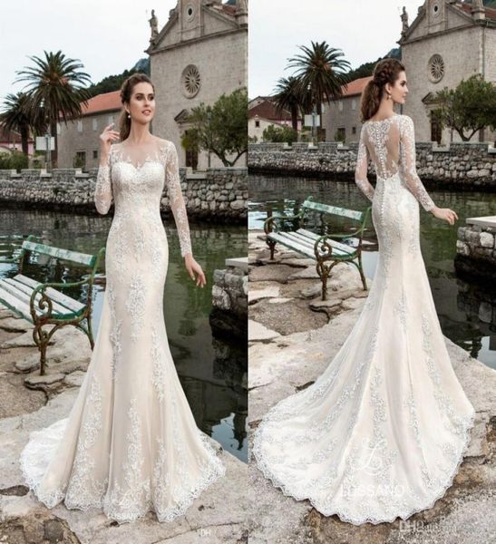 Nuovi abiti da sposa lunghi a sirena firmati 2018 Scollo a barchetta Bottoni posteriori Maniche lunghe Corte dei treni Abiti da sposa in pizzo Vestido de7224769