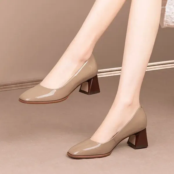 Модельные туфли, размер 33-43, женская обувь из натуральной кожи, удобный одноцветный модный высокий каблук с круглым носком, удобный для ходьбы
