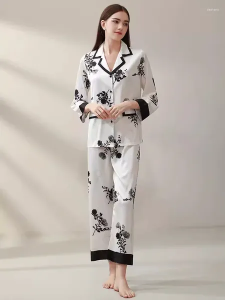 Домашняя одежда, белая женская пижама с цветочным принтом и длинными рукавами, мягкая шелковая ночная рубашка, женский пижамный комплект с контрастной окантовкой