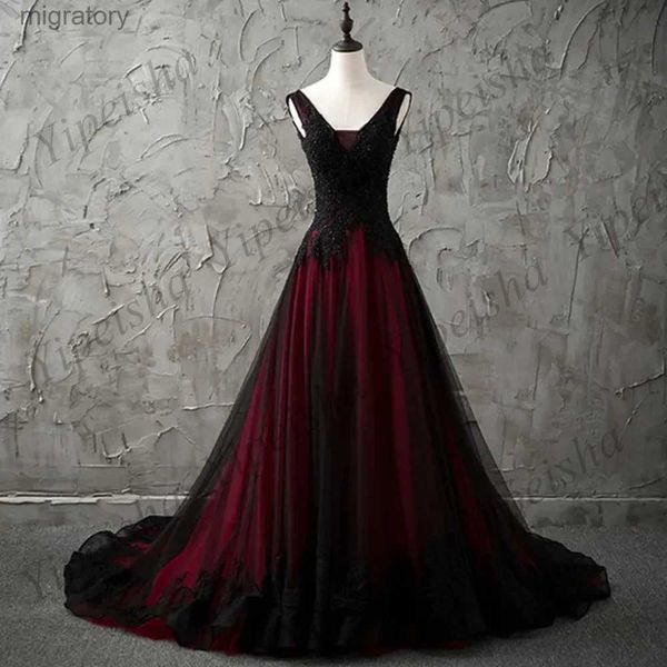 Urban Sexy Dresses Schwarzes und rotes Hochzeitskleid, Luxus-Perlen-Pailletten-Applikation, V-Ausschnitt, ärmellos, langer Zug, offener Rücken, Korsett, Gothic-Brautkleid yq240329