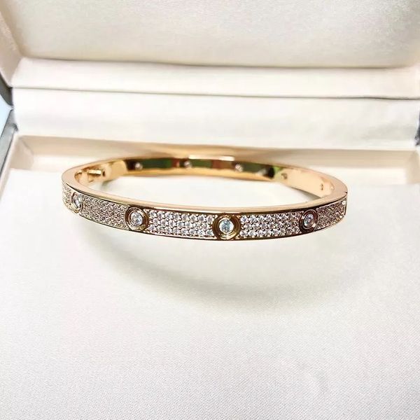 Designer Jóias de luxo Bracelete de parafuso feminino Classic Titanium Steel Alloy Bracelete Gold Artesanato Prazamento de ouro e rosa prata nunca desaparece sem alergia