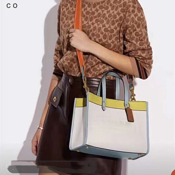 Женские сумки через плечо продаются на фабрике. Сумка Koujia Aolai. Женская сумка через плечо. Сумка для путешествий в аэропорту. Трехцветная подарочная коробка.