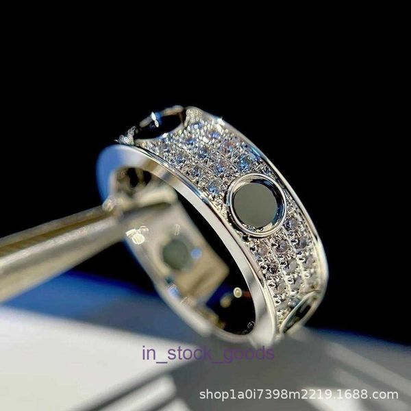 Yüksek lüks tasarımcı yüzüğü carter siyah tırnak tam gökyüzü yıldız yüzüğü Erkek ve kadın çiftleri hafif lüks kişilik yüzüğü moda tam elmas orijinal 1: 1 gerçek logo ile