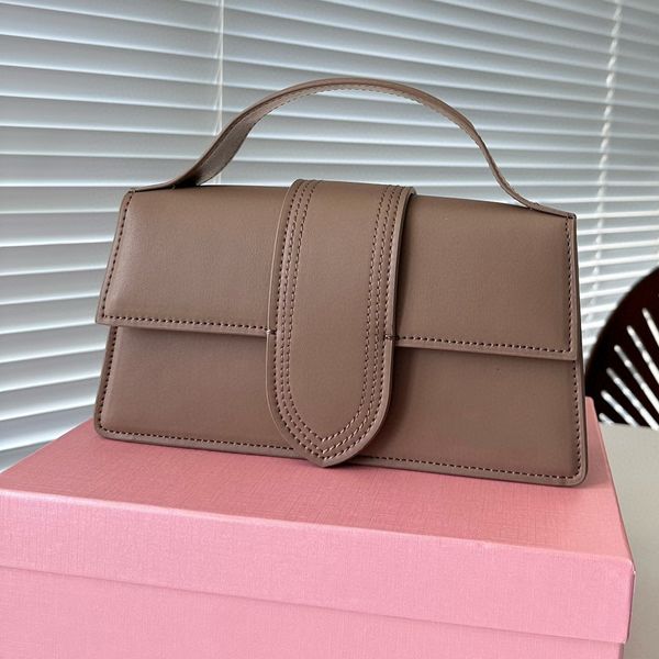 Lüks Designer Crossbody Bags Le Bambino Tek ürün, klasik ve modern stiller moda omuz çanta kalitesinde cüzdan kombinasyonu ile ünlüdür
