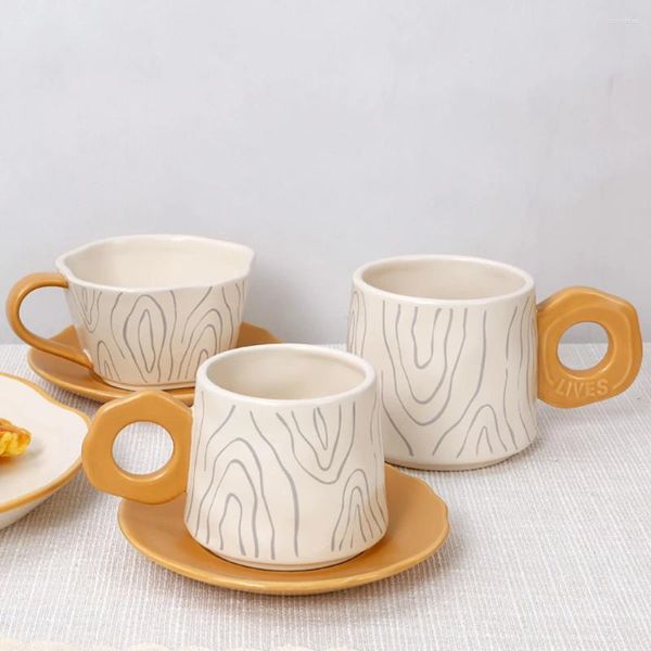 Tazze Piattini 180/200/320ml Set di piatti per tazze da caffè in ceramica nordica minimalista Set per la casa Tazza dipinta a mano Anelli per alberi da giardino Creativo Personalizzato