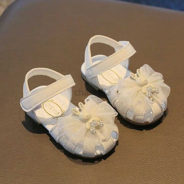 Sandals Bebek Kız Ayakkabı 1 Yıl Yaz Moda Prenses Sandalet Sandaletler Sıradan tıkanıklar ayakkabı Bebek Bowtie Outerdoor Sandalet Yenidoğan 240329