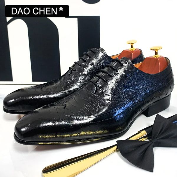 Bot Daochen Erkekler Oxford Ayakkabı Kahverengi Siyah Devekuşu Baskı Ayakkabı Dantel Yukarı Resmi Elbise Adam Ayakkabı Ofis Düğün Deri Ayakkabı Erkekler