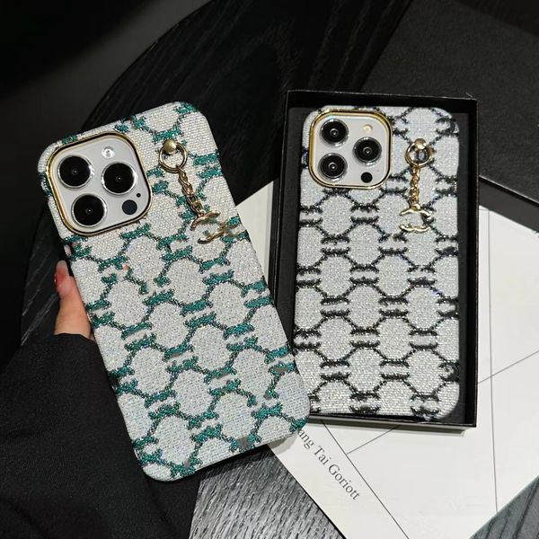 Casetify Phone Case Luxury Brand Designer Fashion iPhone Cases para iPhone 15 Pro Max 14 13 12 Plus 11 Pro Max X XR Xs 7 8 Plus Hardware Pingente Capa de Telefone Equipada