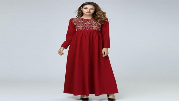 Naher Osten Afghani Abaya Dubai Rotes muslimisches Kleid Blumen Stickerei Kaftan Robe Türkische islamische Kleidung in Übergröße Lange Kleider6012658