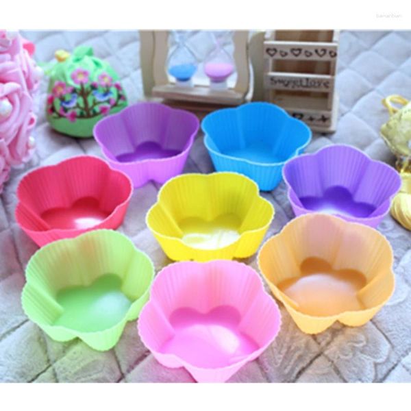 Pişirme Kalıpları 8pcs 7.7cm Çiçek Çiçek Silikon Kalıp Bakeware Cupcake Liner Stand Diy Kek Dekorasyon Araçları