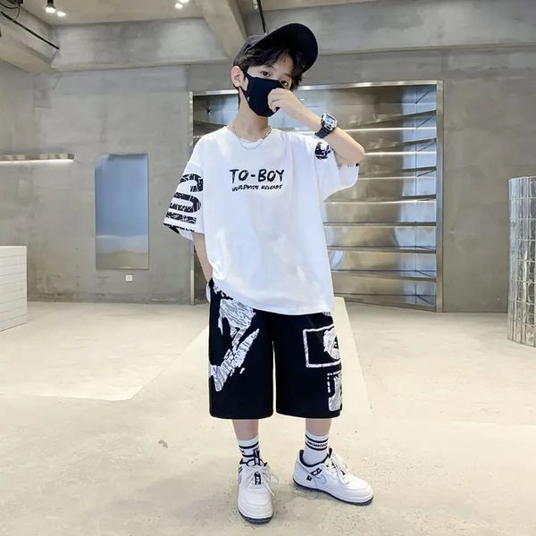 Meninos verão na moda casual esportes 2 pçs tshirts calças ternos 314 anos adolescente hip hop estilo moda roupas conjuntos 240318