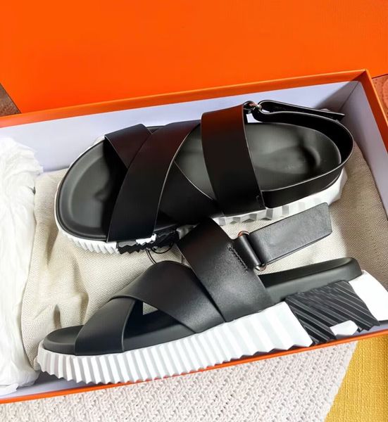 Famoso verão caminhada sandálias elétricas sapatos masculinos sola leve couro de bezerro branco preto menino praia slide apartamentos conforto homem casual andando sapato vestido EU38-46 com caixa