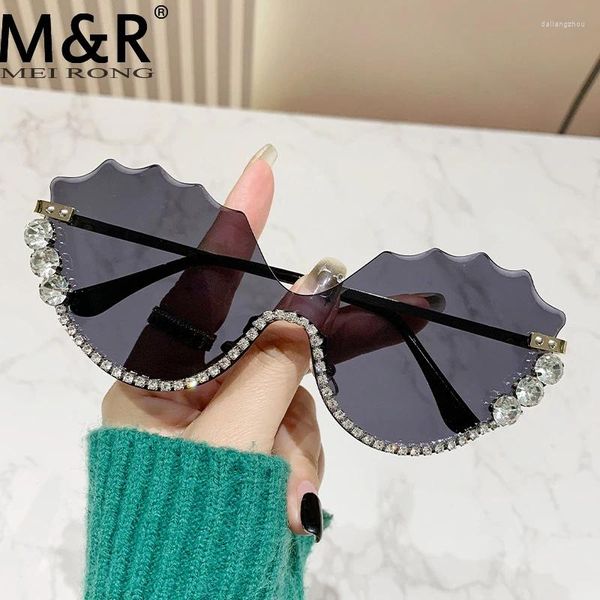 Óculos de sol 2024 diamante incrustado high-end feminino sunglasse moda borderless metal óculos quadro luxuoso gradiente strass sunnies