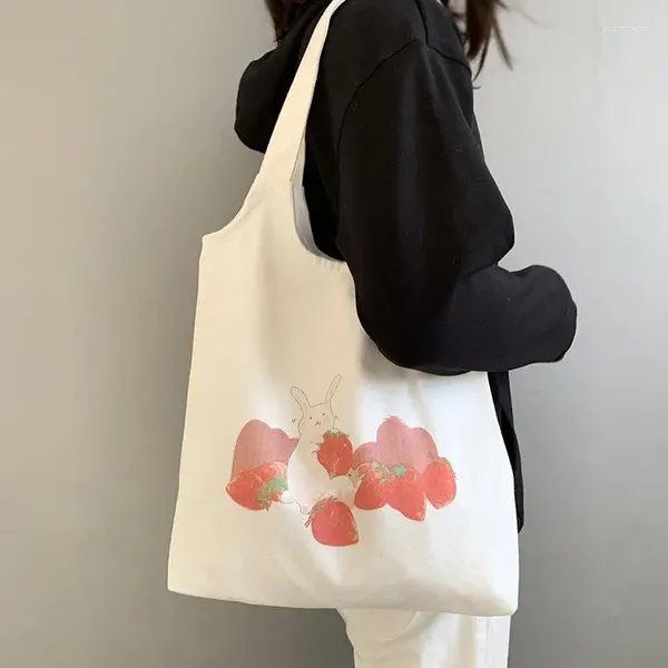 Saco bonito dos desenhos animados lona bolsas femininas padrão de morango senhoras sacos de ombro compras meninas estudante pano grande casual tote